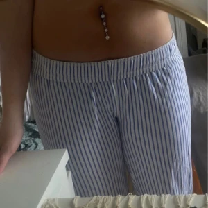 Randiga byxor - Perfekta på mig som har s i storlek💕
