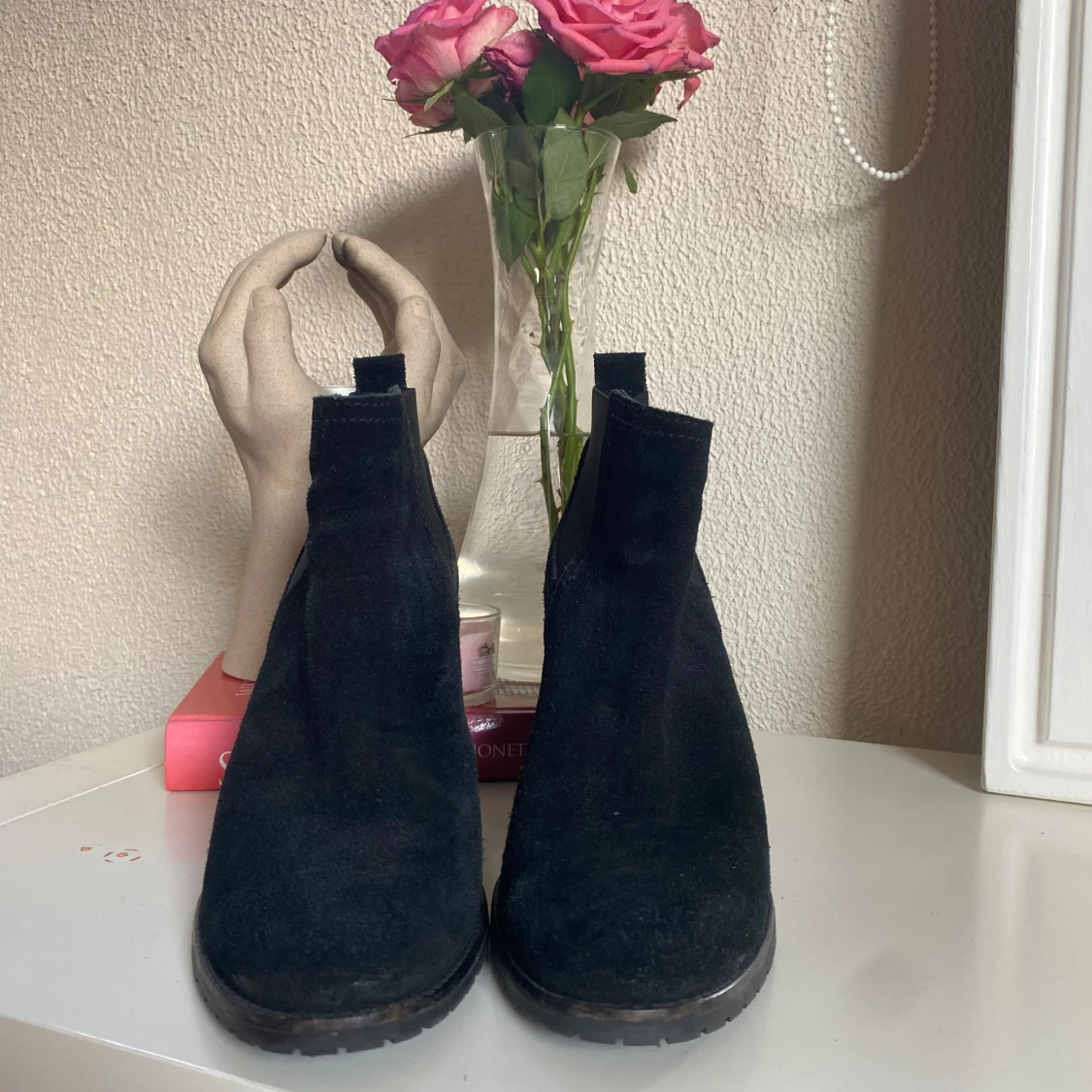 Svarta mocka chelsea boots med klack - 3