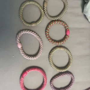 Knekkis  - Bara den ljus rosa är riktig, den andra är från glitter 10/styck 
