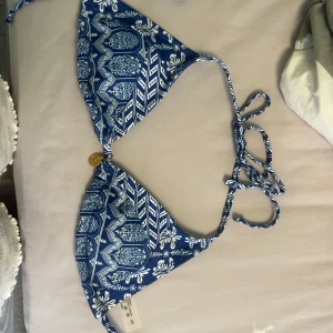 Bikini  - Aldrig andvänd 