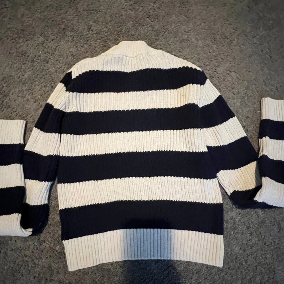 Randig stickad tröja från 157 - 1