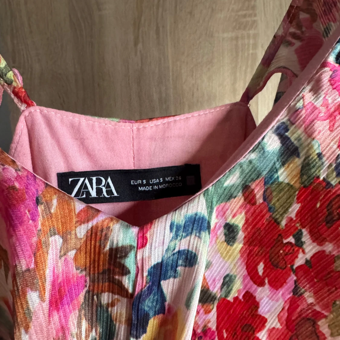 Blommig klänning - 3