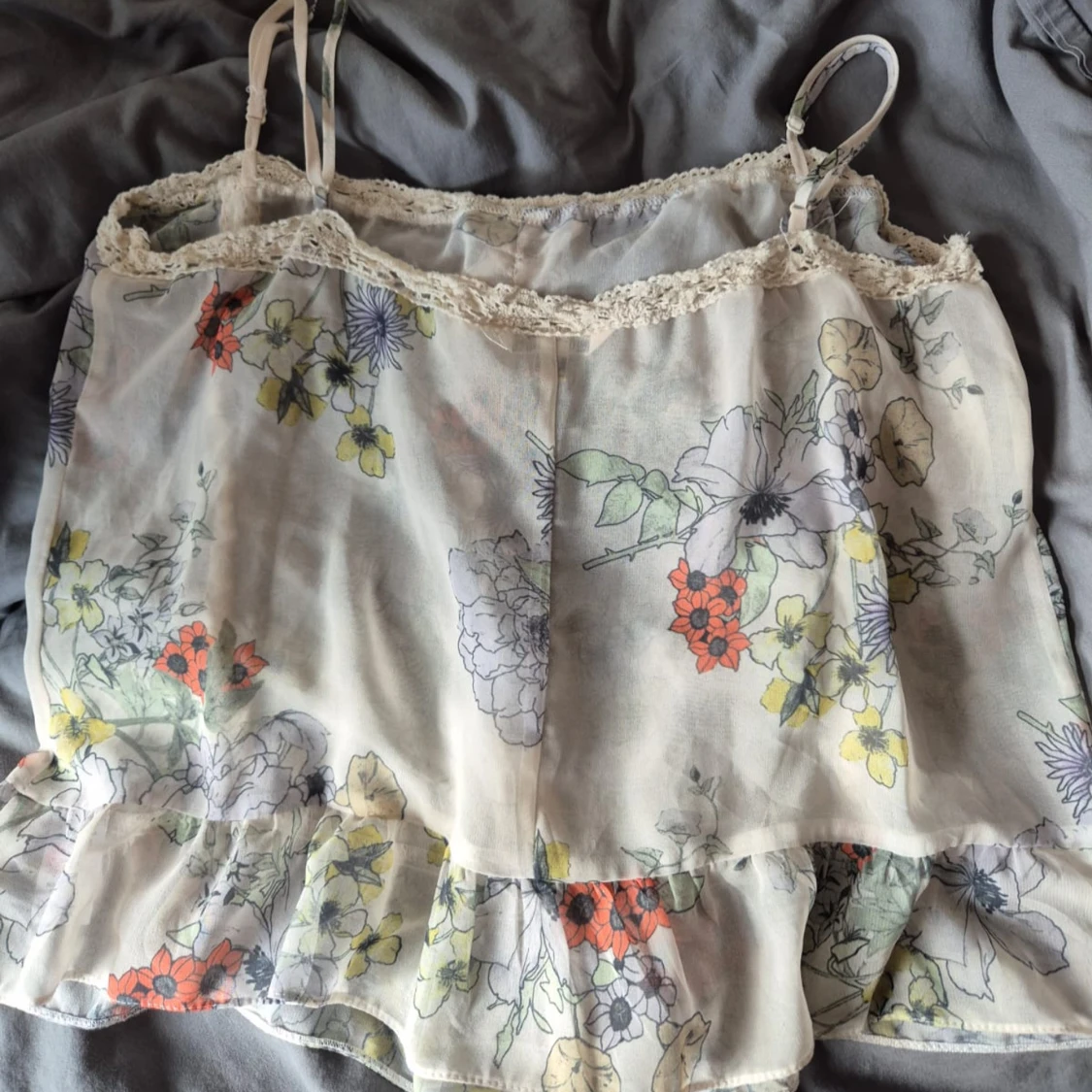 Blommig linnetopp från Miss Selfridge - 2