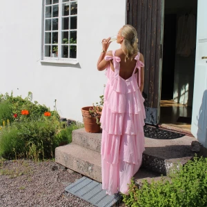 VM långklänning - VMfelicia klänning. Endast använd 1 gång, passar även S 