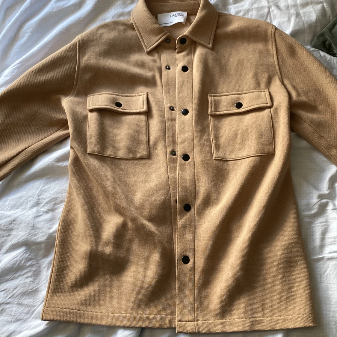 Beige overshirt från Selected Homme