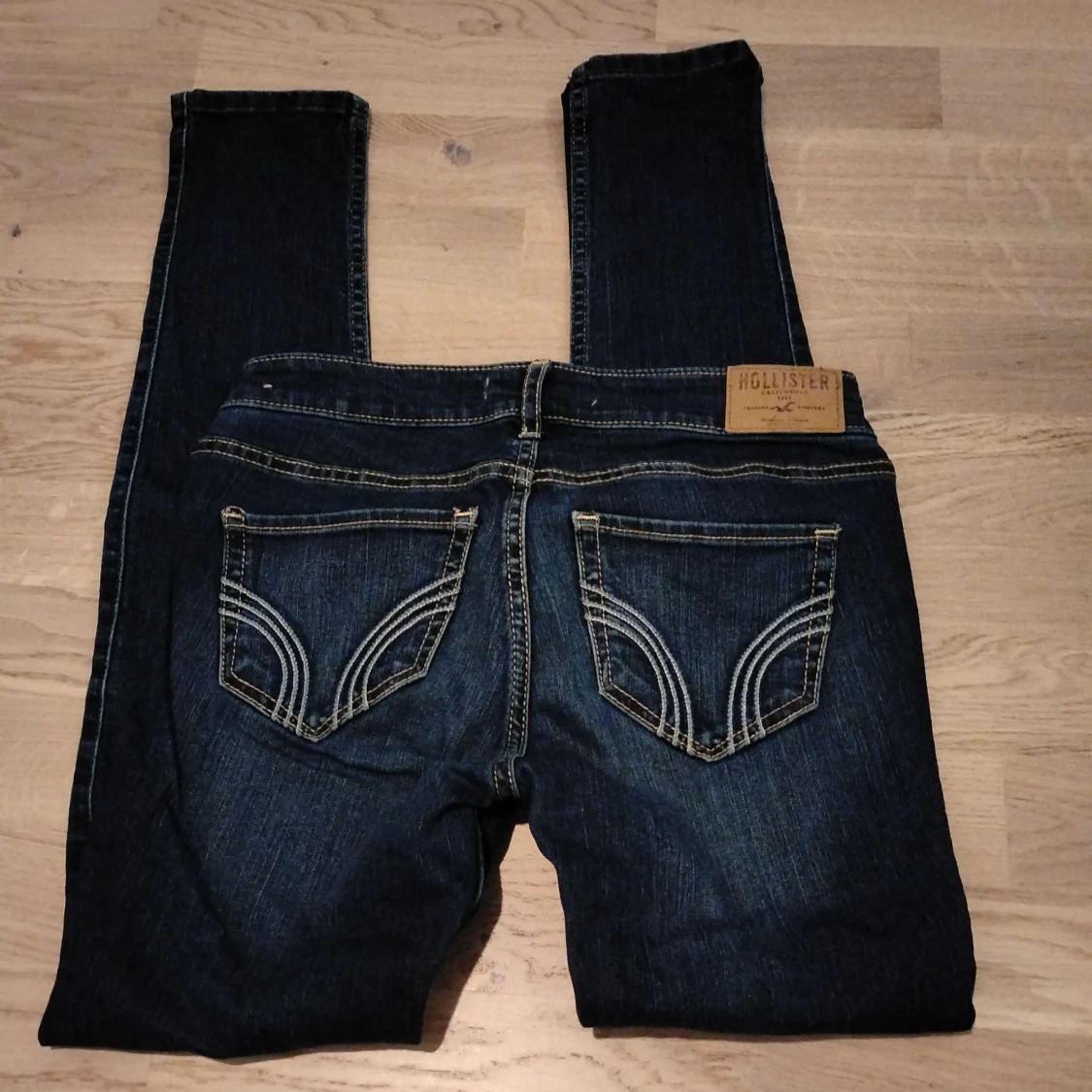Mörkblå skinny jeans Hollister W24 L29 - 1