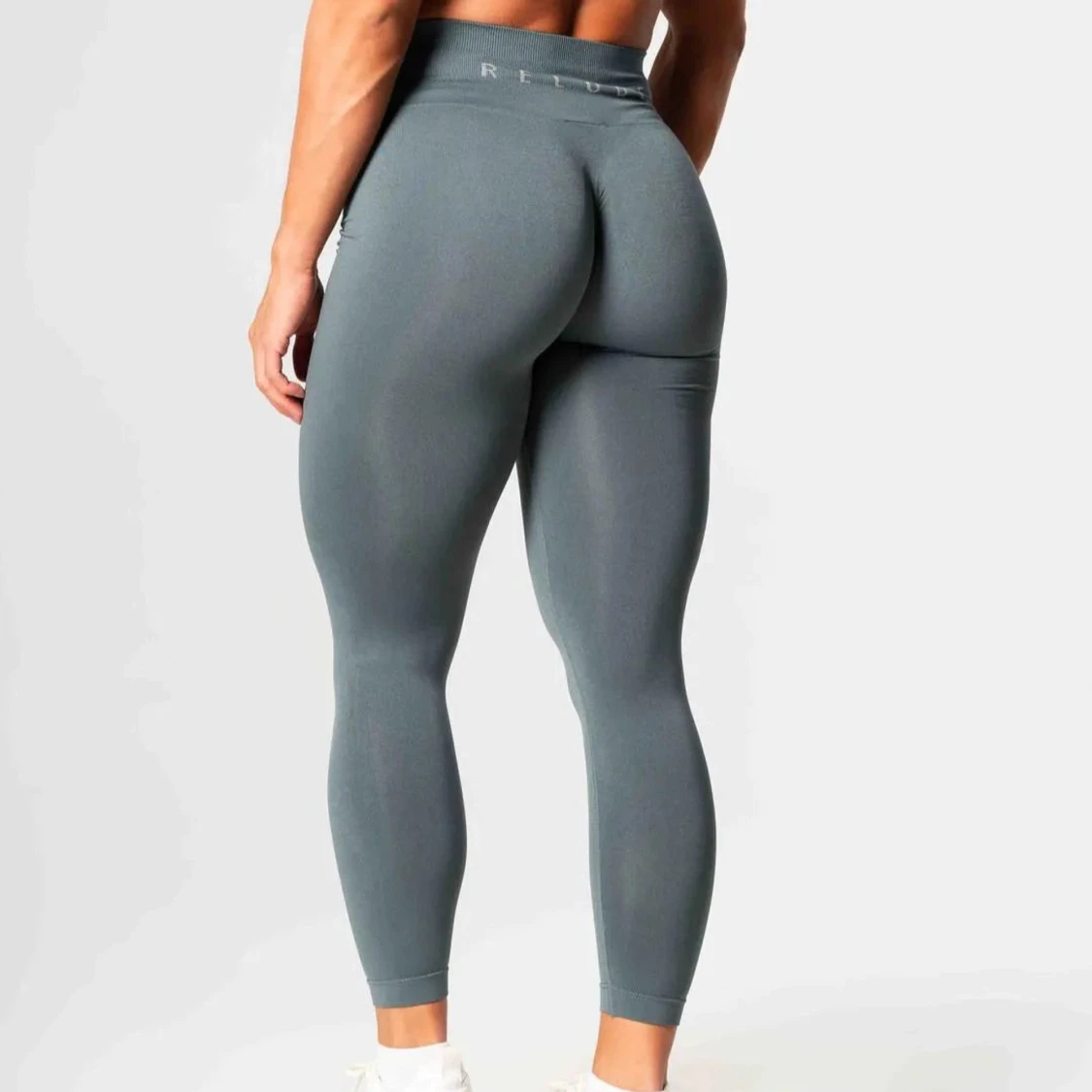 Grå gröna leggings från Relode