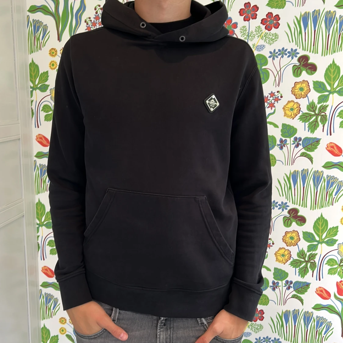 Svart hoodie 