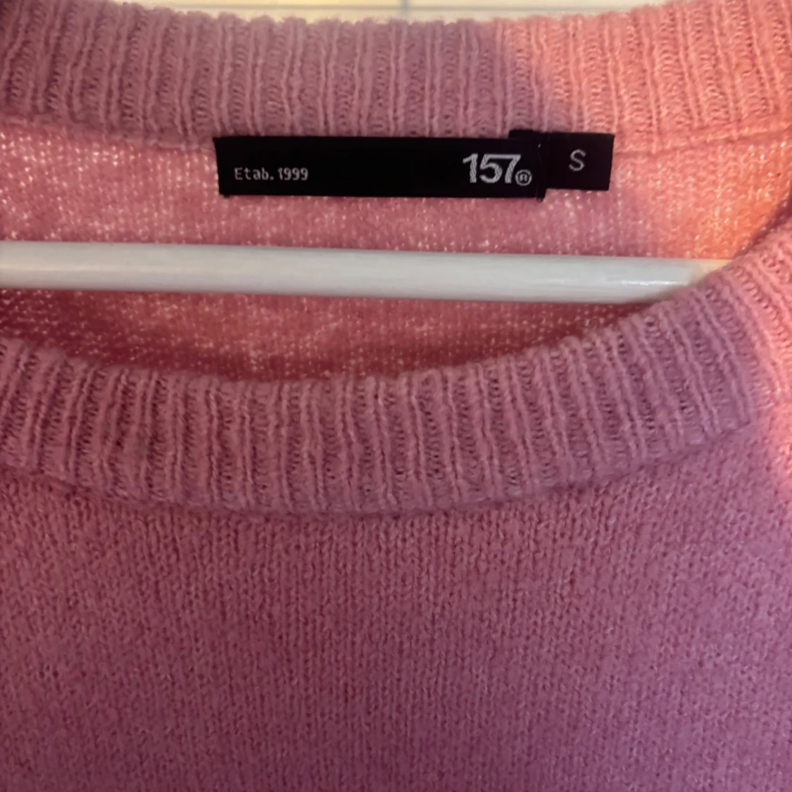 Rosa stickad tröja från 157, S - 2
