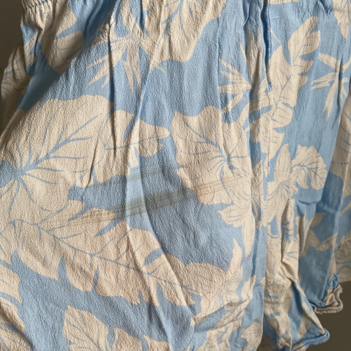 Blåvit blommig byxdress - 4