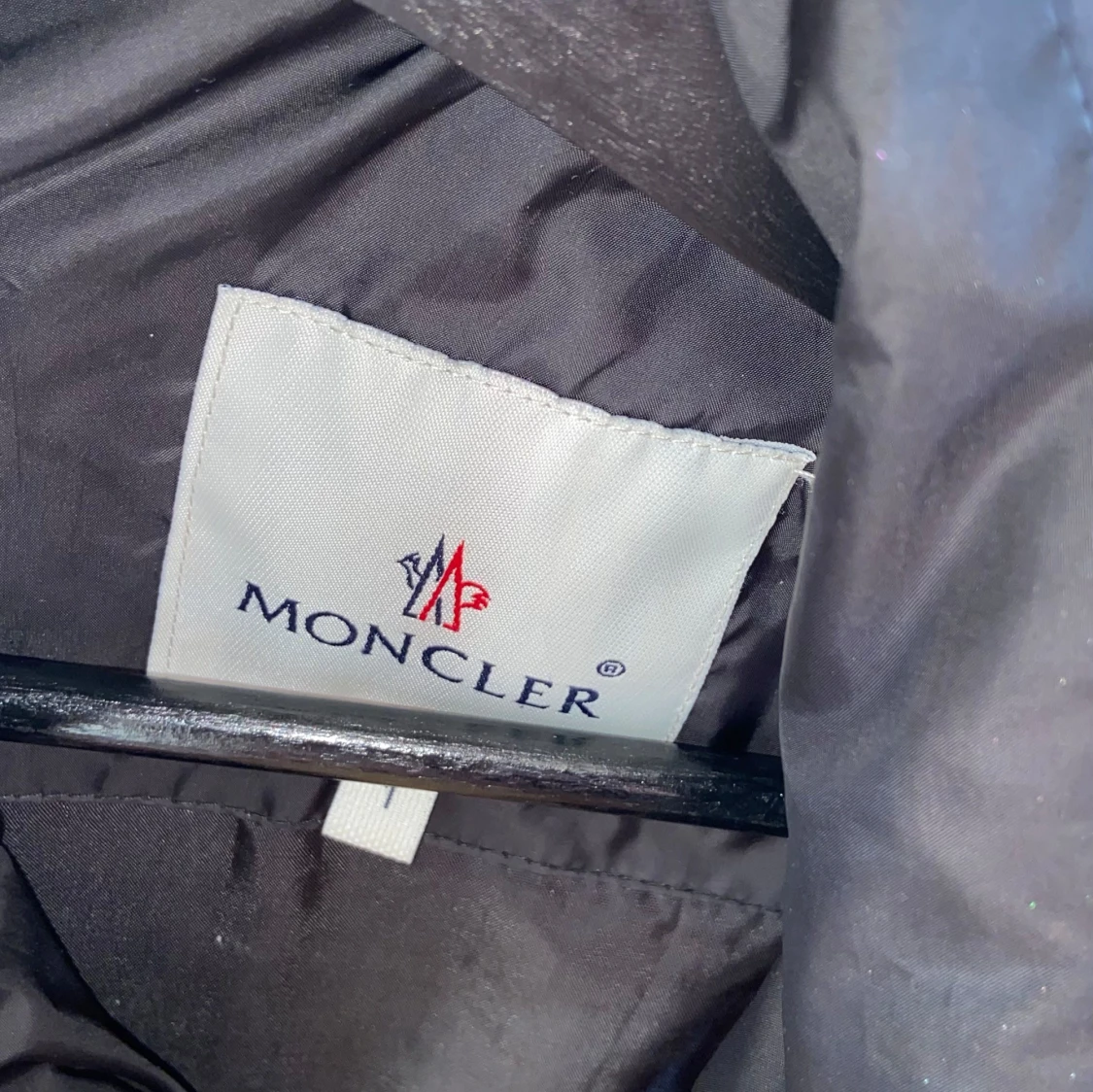 Svart dunväst från Moncler - 1