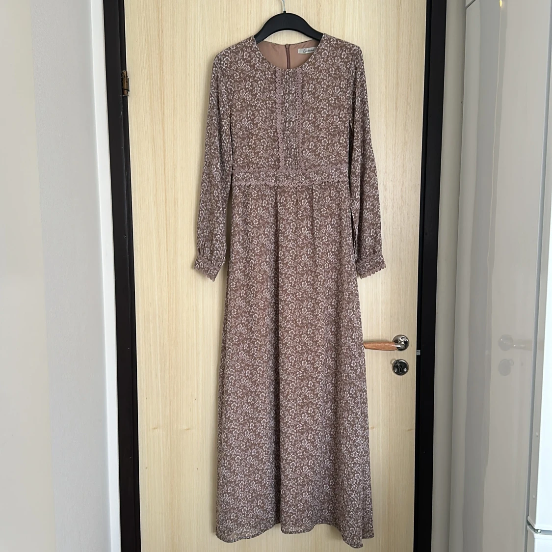 Blommig långklänning från Lorraine