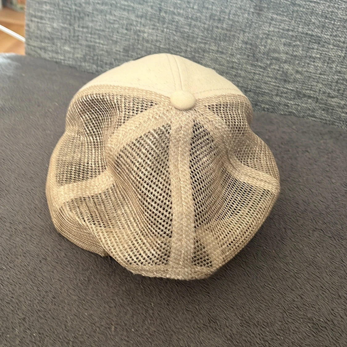 Beige keps från Bula med björnpatch - 1