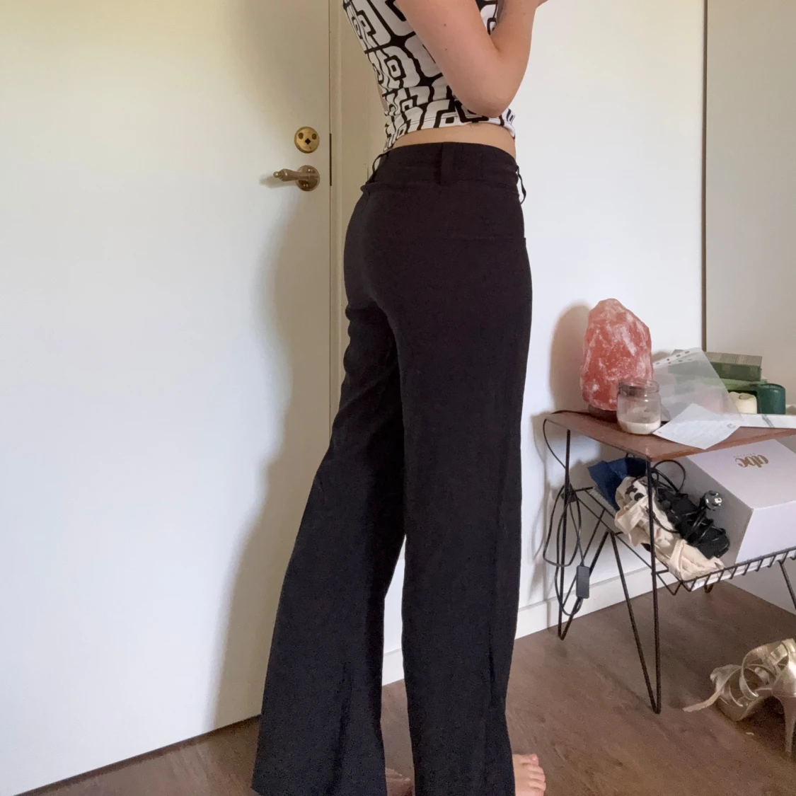 Svarta kostymbyxor wide fit - 2