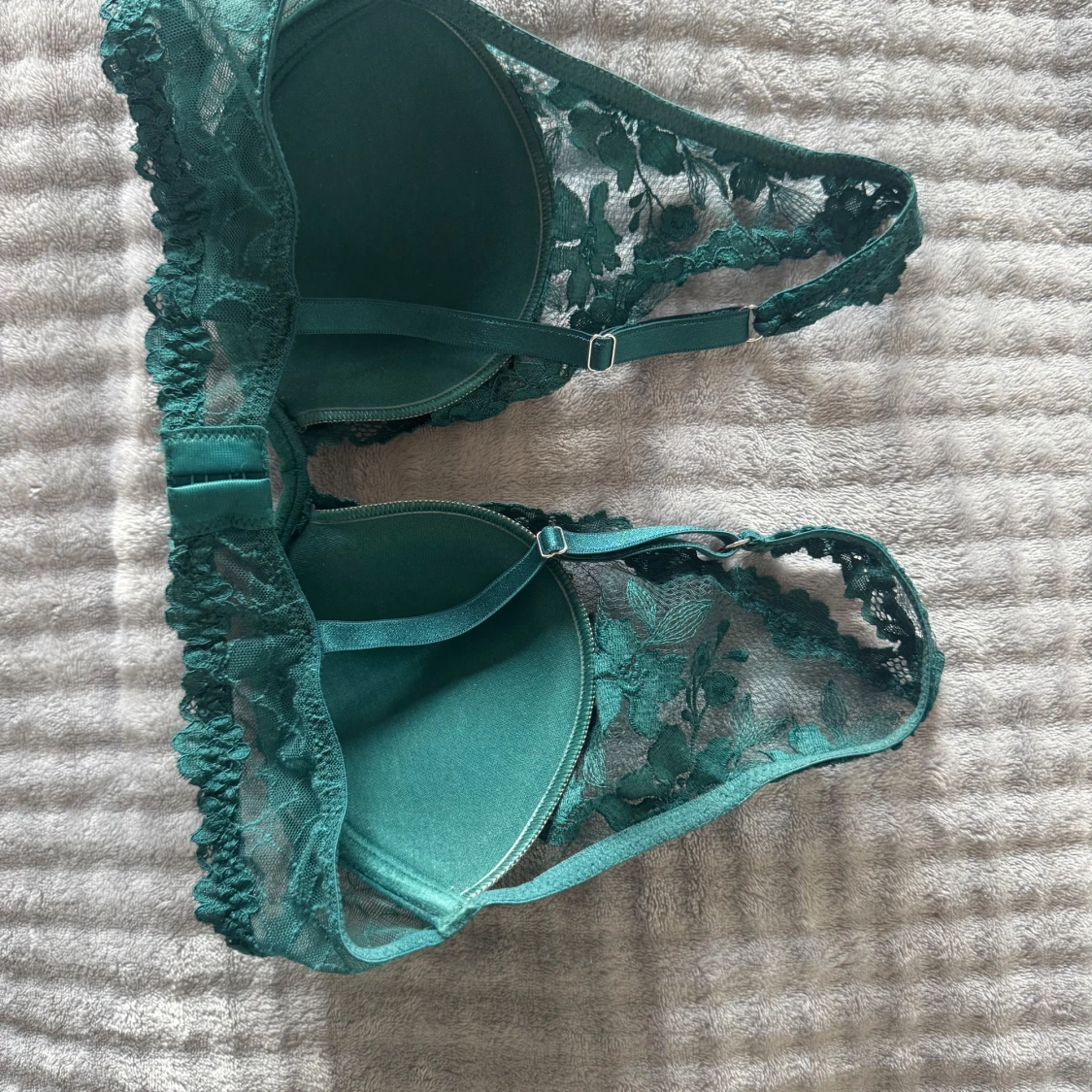 Grön spets bh - intimissimi  - 1