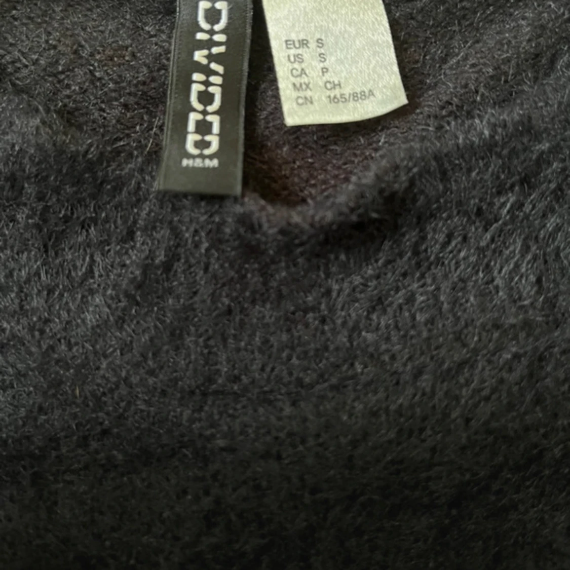 Svart stickad tröja från H&M Divided - 1