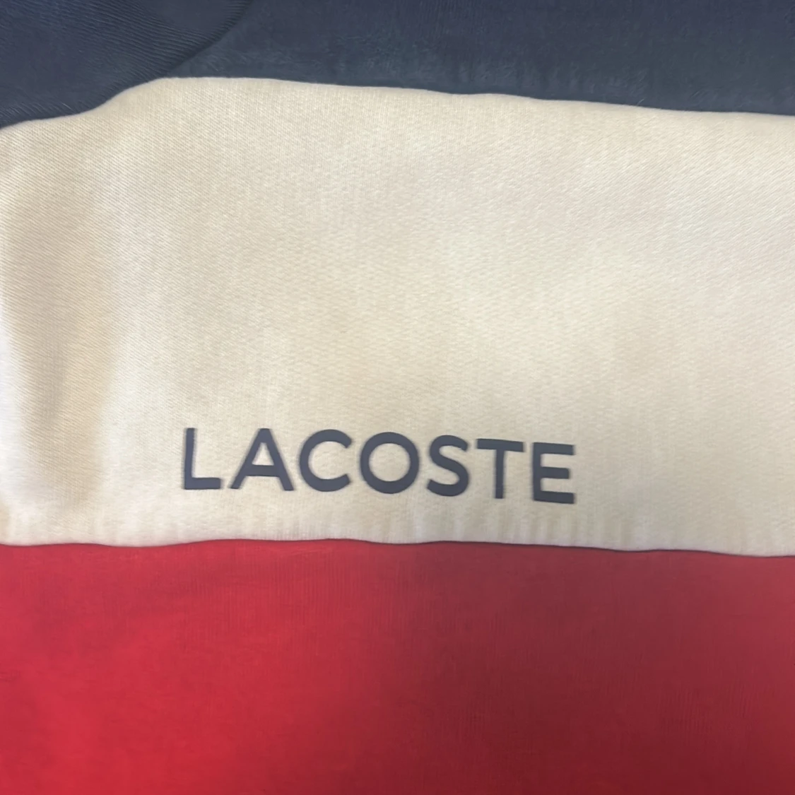 Färgglad Lacoste sweatshirt i blockfärger - 2