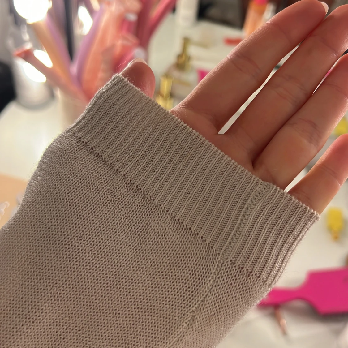 Beige kofta med knappar - 1