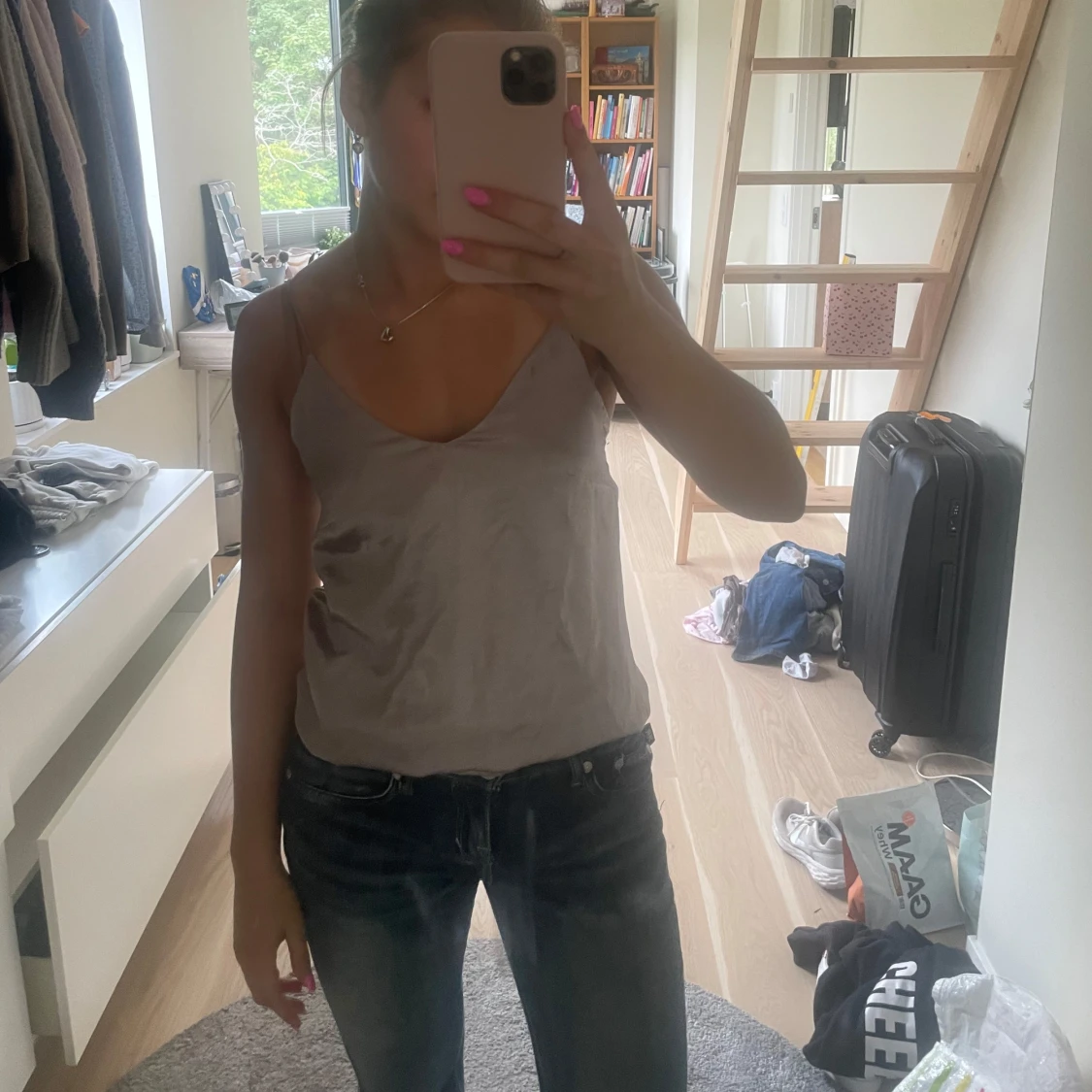 Silvrig linnetopp från H&M