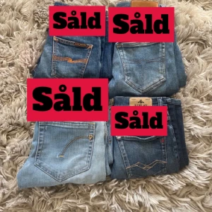 4 par jeans  - Jeans av olika slag om du är intresserad skriv gärna⚜️