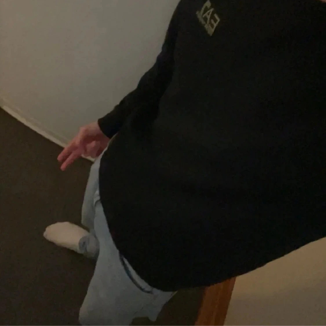 Svart EA7 sweatshirt med guld logga - 3