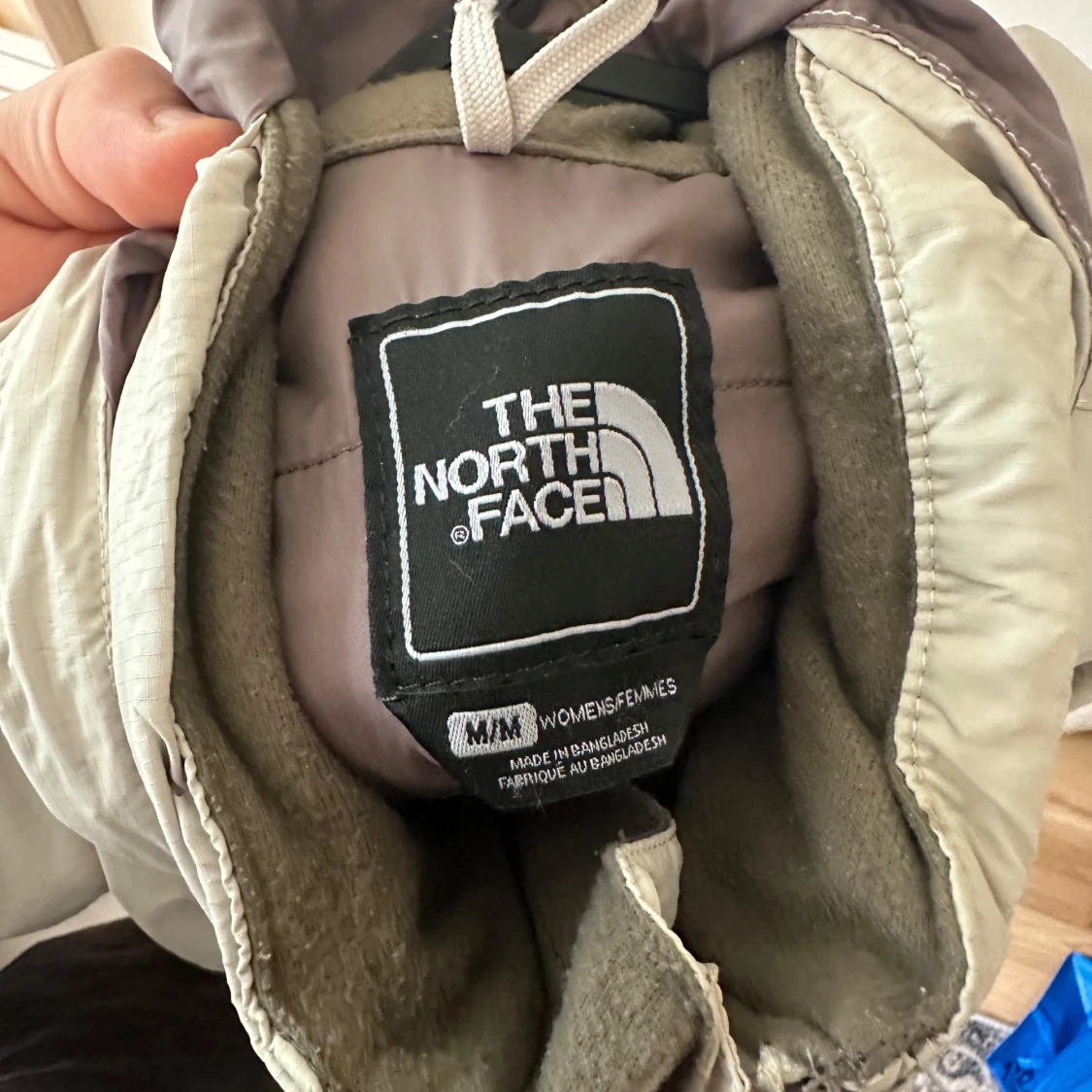 Beige vindjacka från The North Face - 2