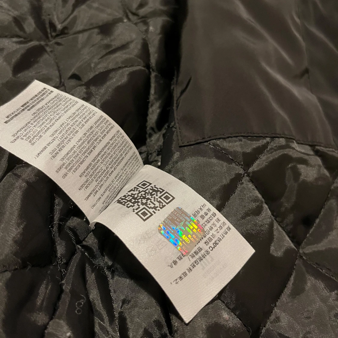 Svart parkajacka från Stone Island - 3