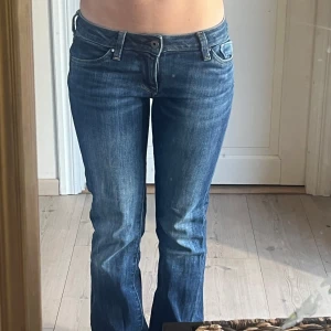 Blå bootcut jeans - Mycket bra skick!