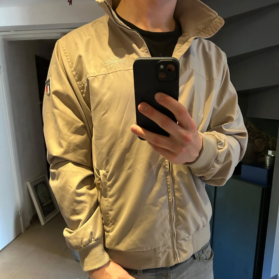 Beige tunn jacka från Newport