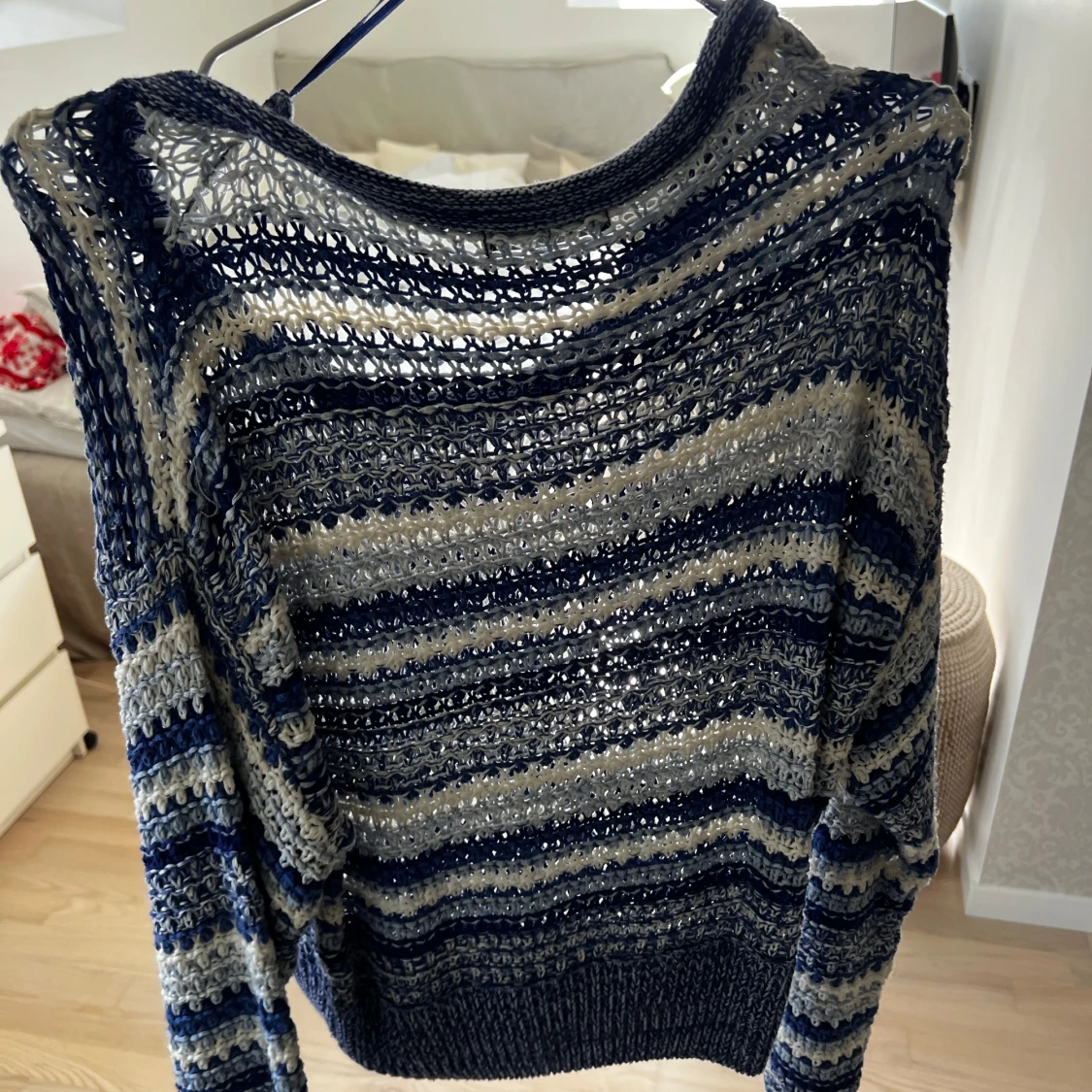 Randig stickad tröja från Gina - 1