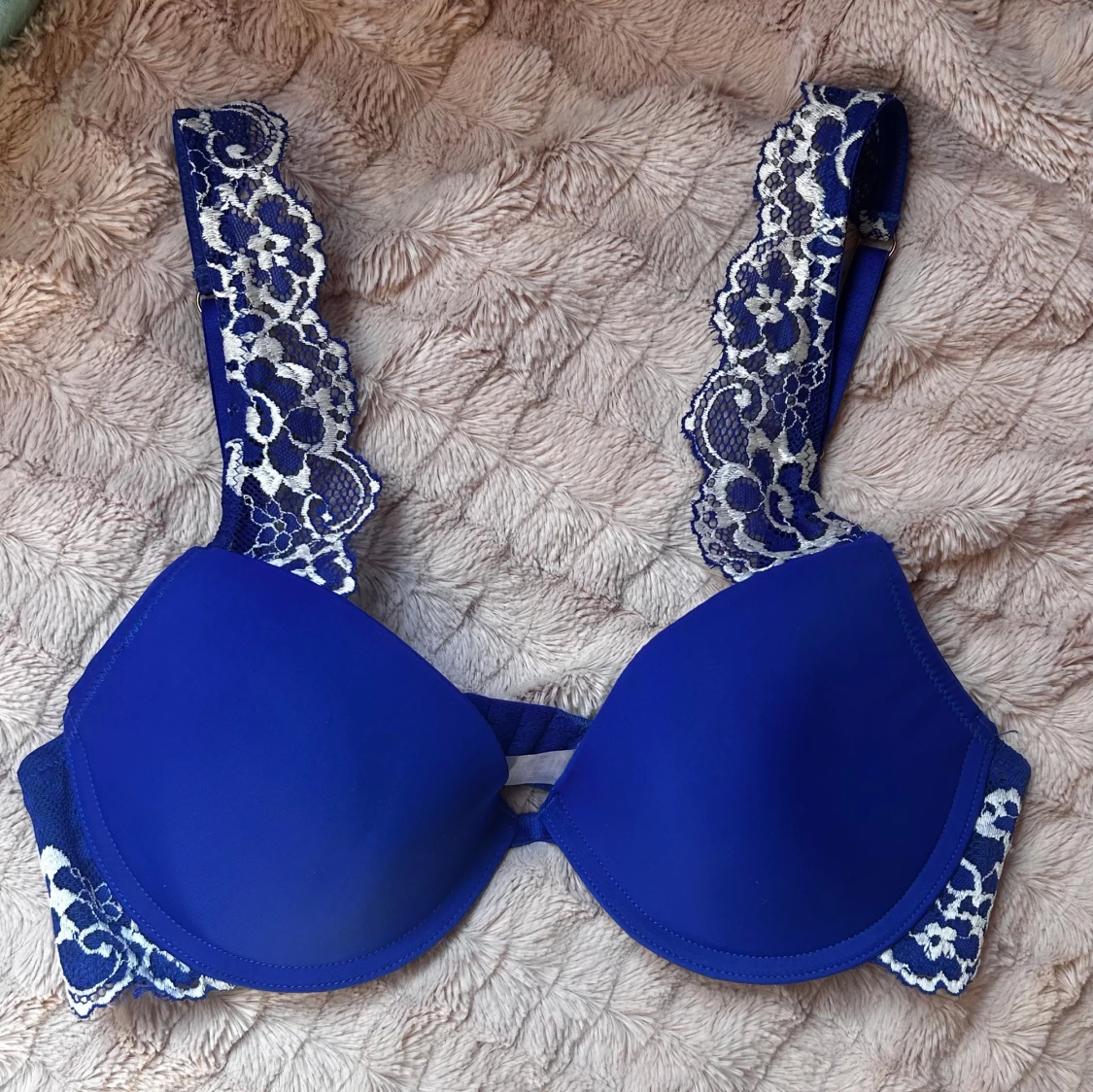 Blå spets-bh