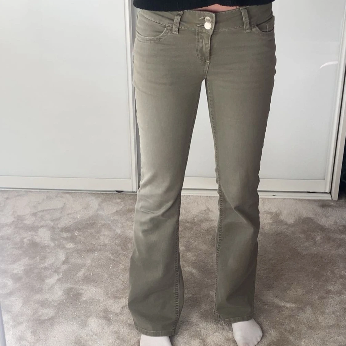 Olivgröna bootcut jeans - 2
