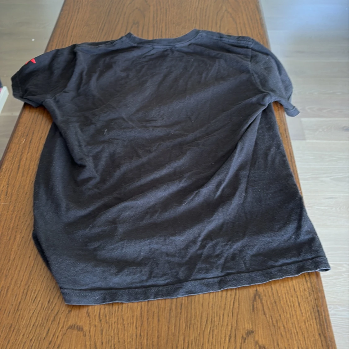 Svart t-shirt med boxningsmotiv från Bastille Rive Droite - 3