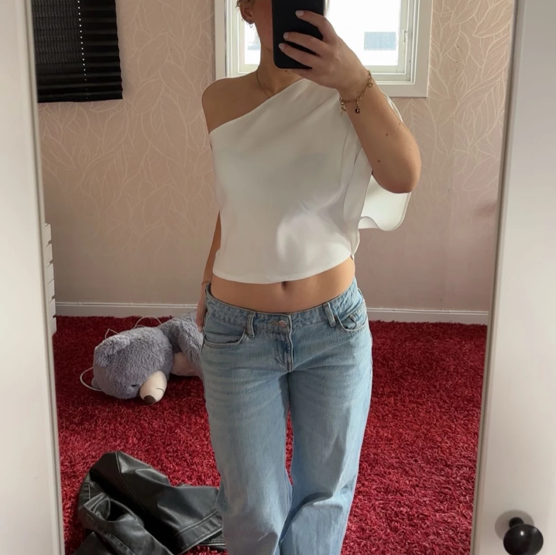 Vit oneshoulder topp - 1