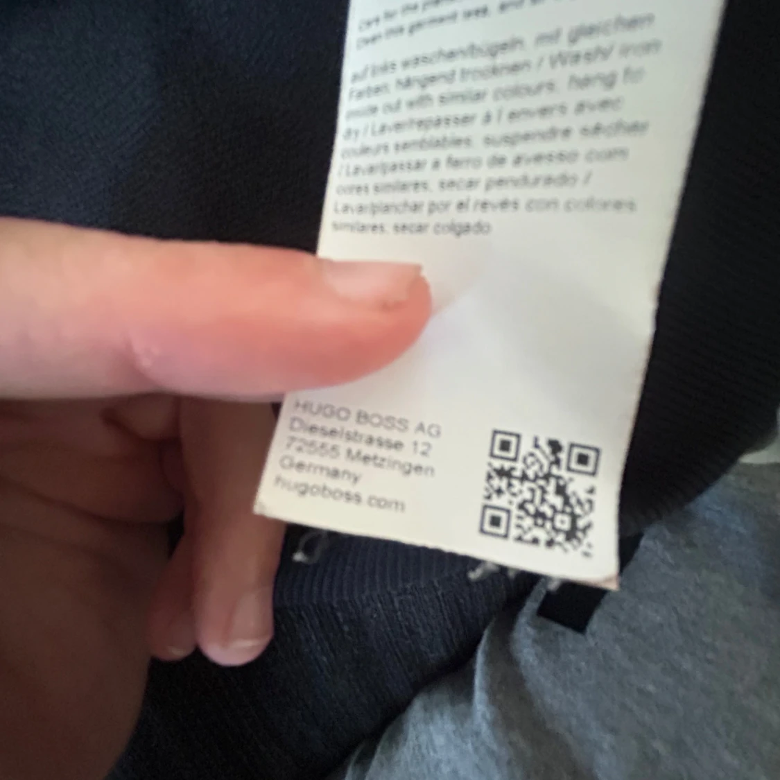 Svart sweatshirt från Hugo Boss