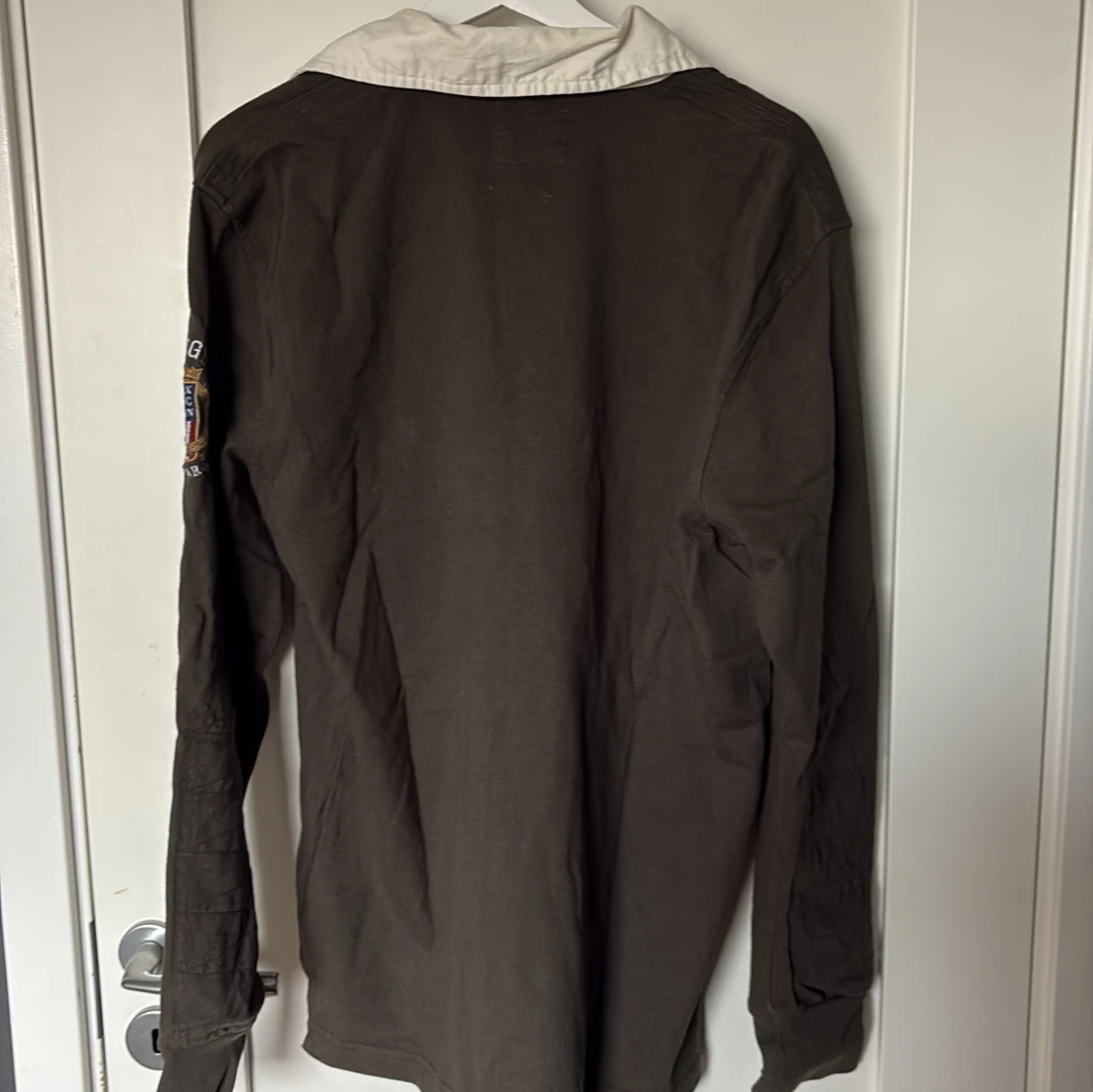 Brun/ typ grön  pikétröja Lexington med tryck - 1