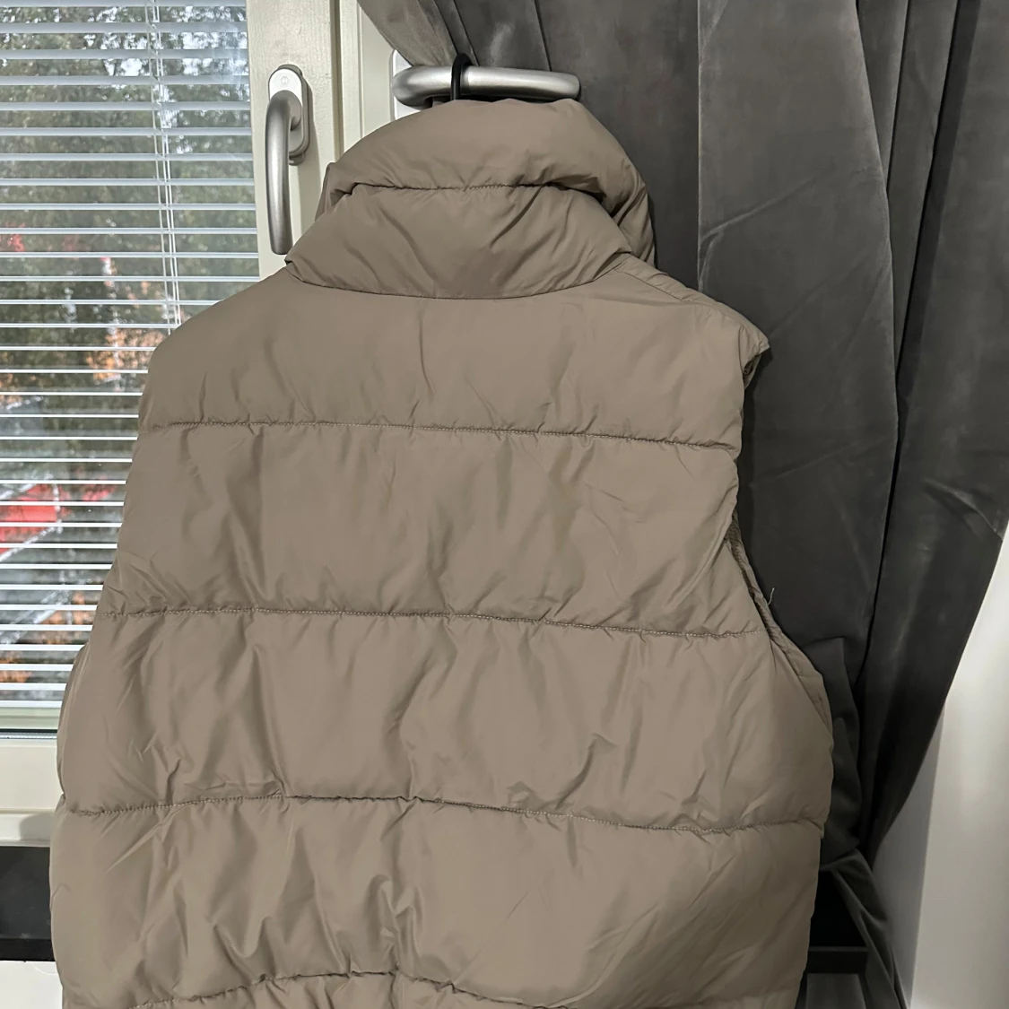 Beige dunväst från 157, XS - 1