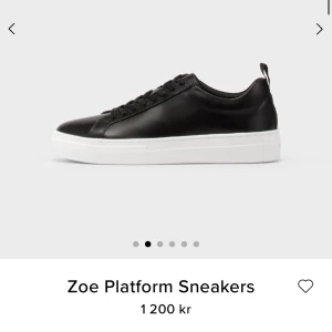 Svarta Zoe Platform Sneakers Vagabond - Helt nya sneakers från Vagabond i modellen ”Zoe Platform Sneakers” i storlek 38, skriv privat för egna bilder 🩷