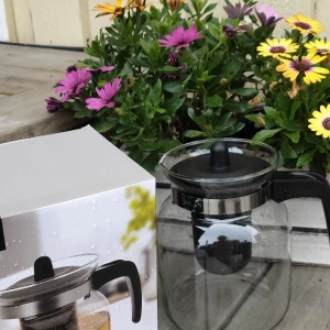 Tekanna från Excellent Houseware med en volym på 1.5 liter. - Tekanna från Excellent Houseware med en volym på 1.5 liter.