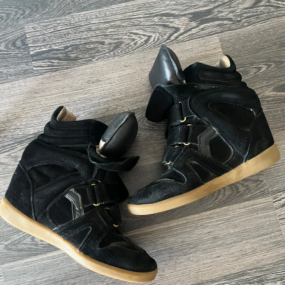 Isabel marant bekett sneackers i svart  - 1