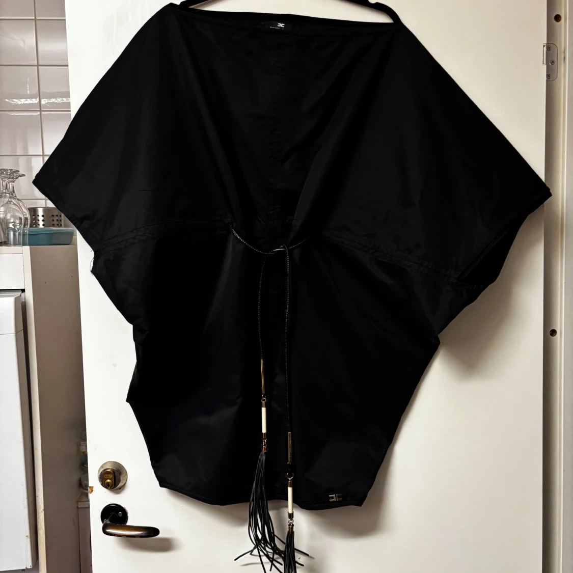 Svart kaftan från Elisabetta Franchi - 1