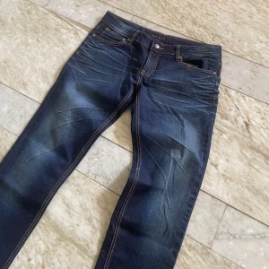 Nudie Dry Selvage jeans!  - Sjukt snygga Dry Selvage jeans från Nudie! Färgen ”Dry Japan”! St 32/33! Nypris- 2500kr! Hör av dig vid ytterligare frågor! Mvh Henry 