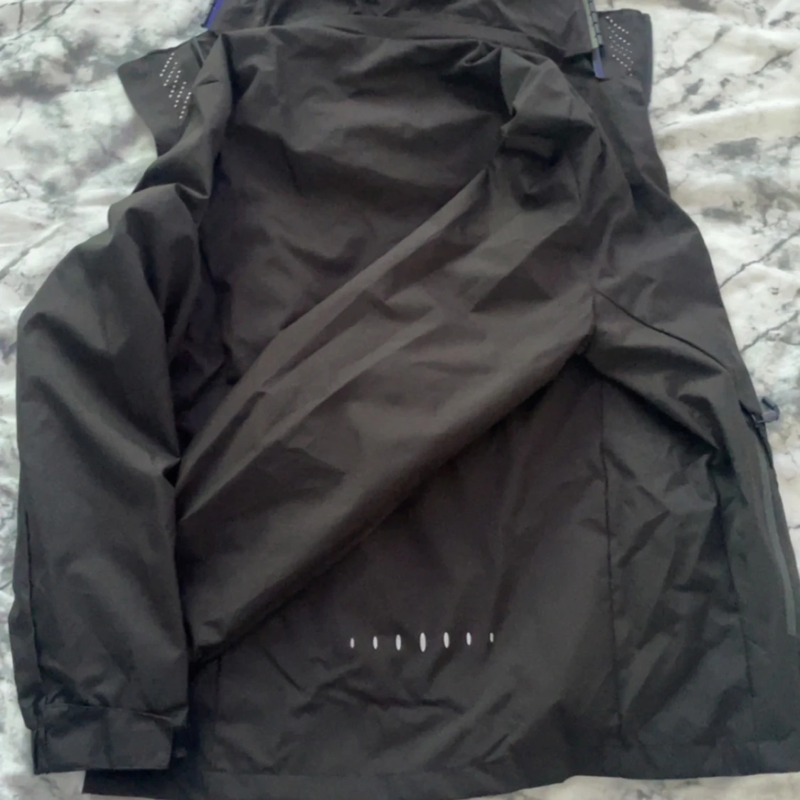Svart vindjacka från Under Armour - 2