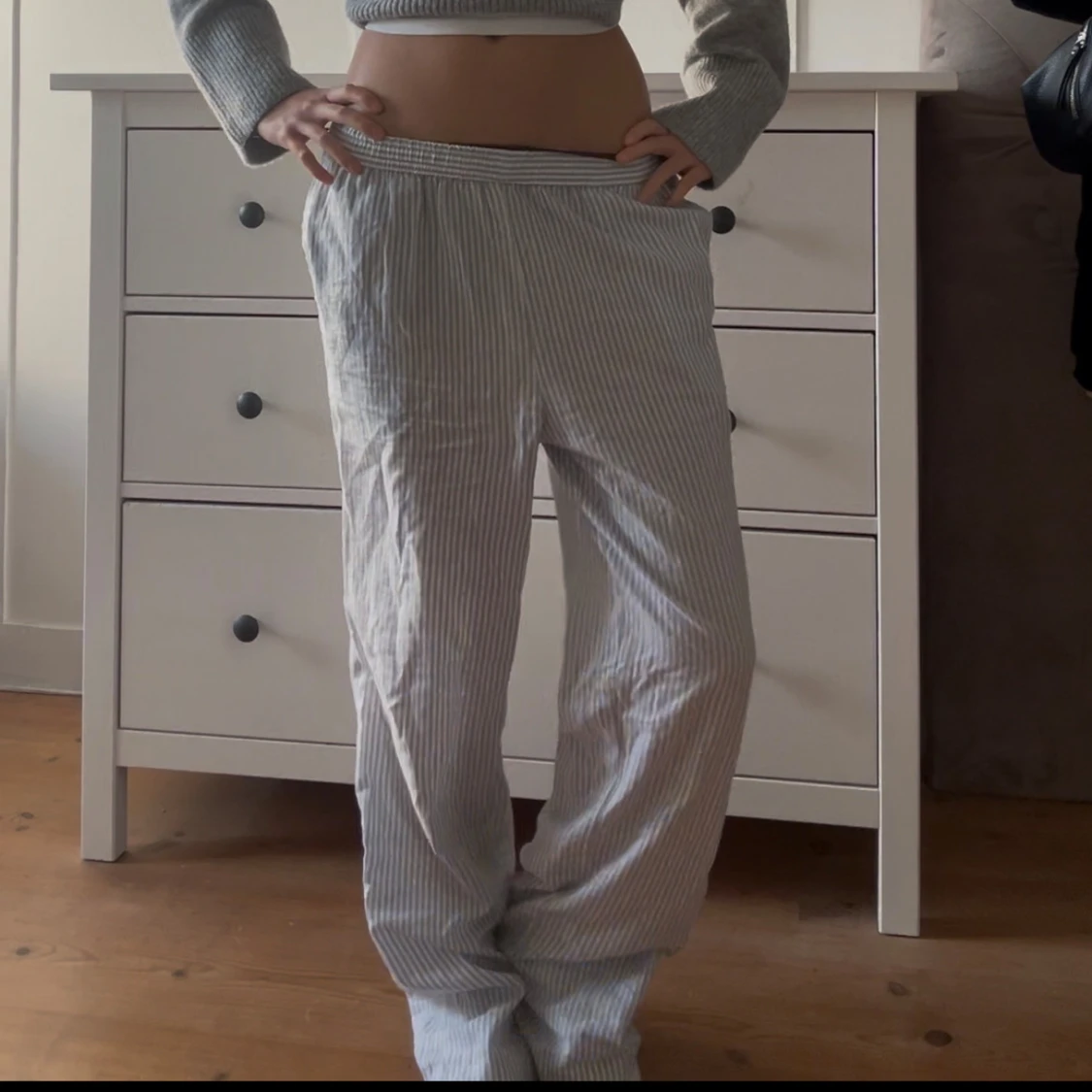 lågmidjade pyjamasbyxor  - 1