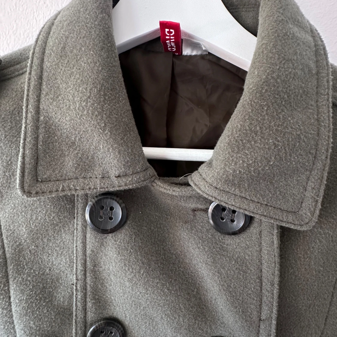 Grön kappa från Divided - 3