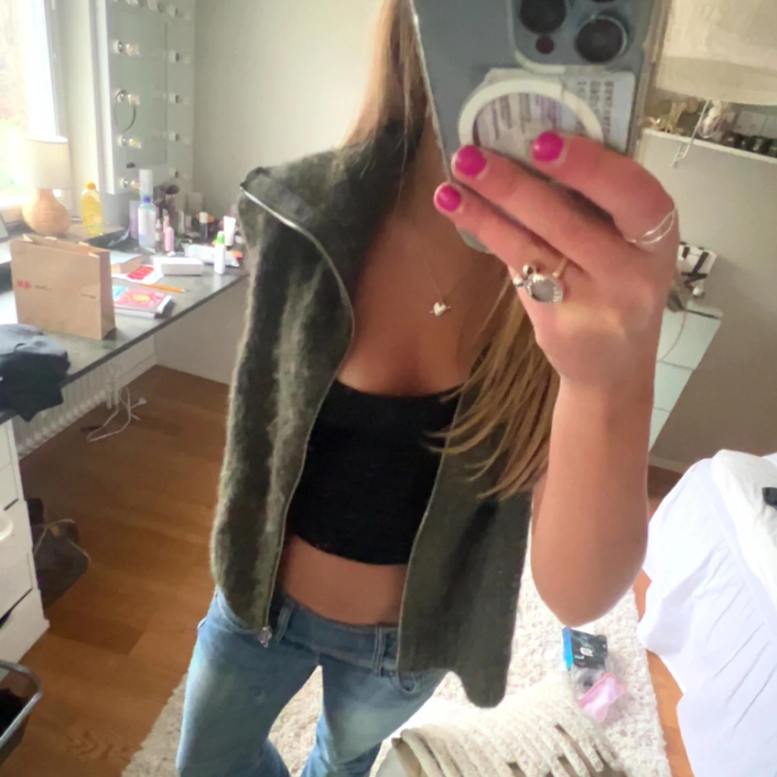 Grön stickad väst med dragkedja - 3