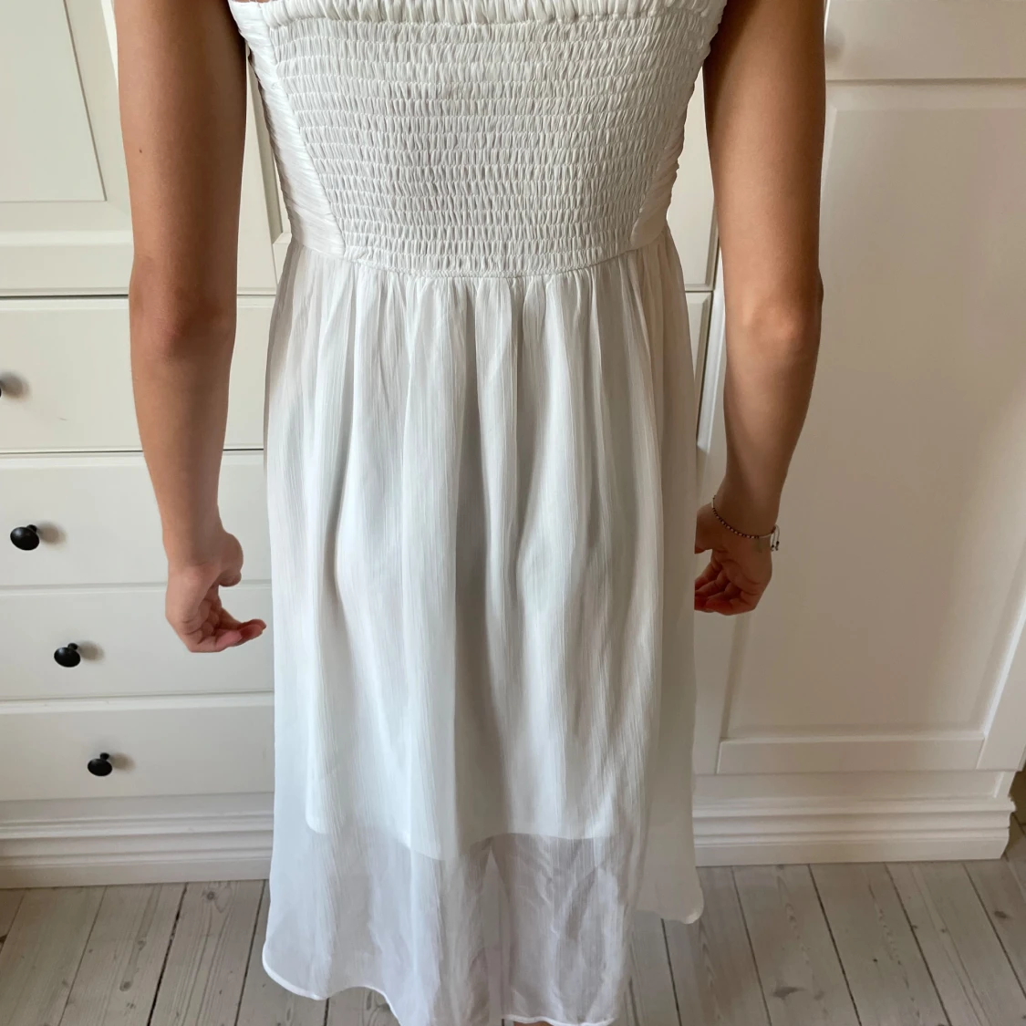 Vit sommarklänning från Lindex - 1