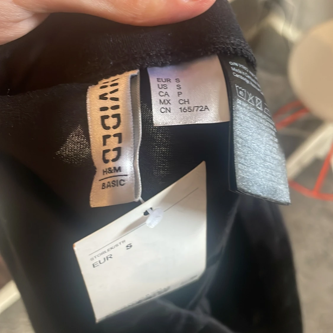 Svart långkjol från H&M Basic - 2