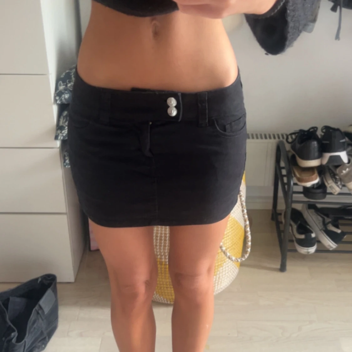 Svart Lågmidjad jeanskjol 