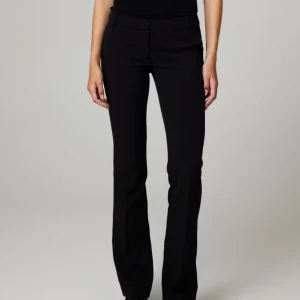 Kostymbyxor - Svarta kostymbyxor från bikbok, low waist, nypris 500kr 